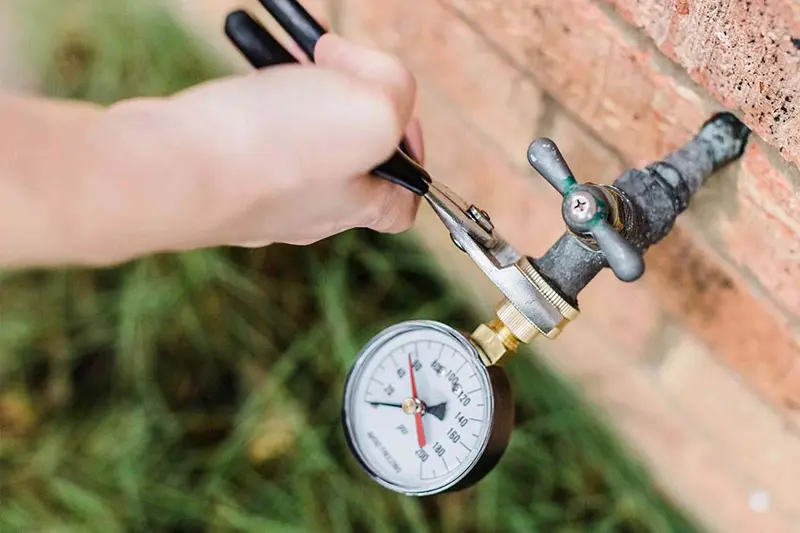 Vì sao cần tìm hiểu cách đo áp suất nước